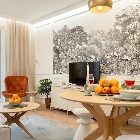 Bright Milionowa In Perfect For Remote Work By Renters Apartment *