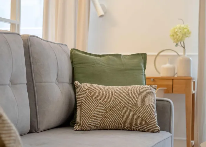 Bright Milionowa In Perfect For Remote Work By Renters *