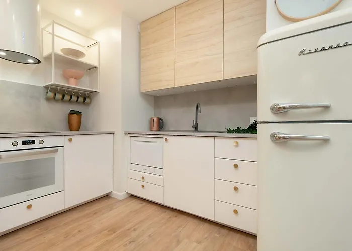 Bright Milionowa In Perfect For Remote Work By Renters Lägenhet Łódź